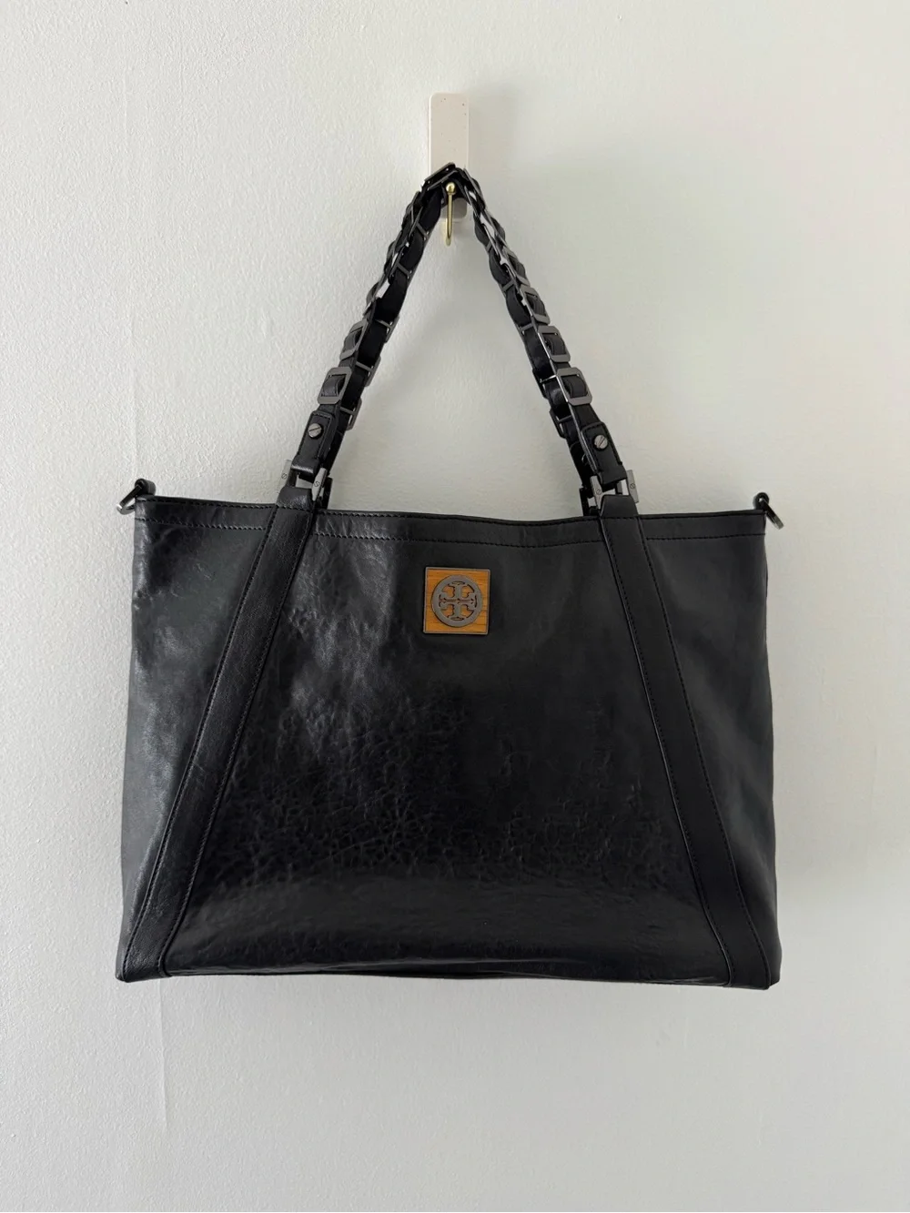 Tory Burch Fleming Black Leather Tote with Logo Patch and Chain-Detail Straps